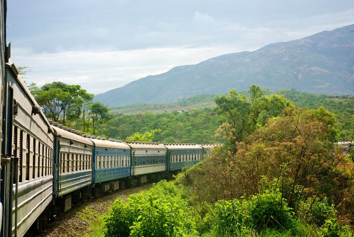 Đường sắt Tanzania Zambia, còn gọi là TAZARA là tuyến đường kết nối mạng lưới giao thông khu vực Nam châu Phi với các cảng biển ở Đông châu Phi, bao gồm cả tàu chở khách và tàu chở hàng qua lại giữa Tanzania và Zambia./.
