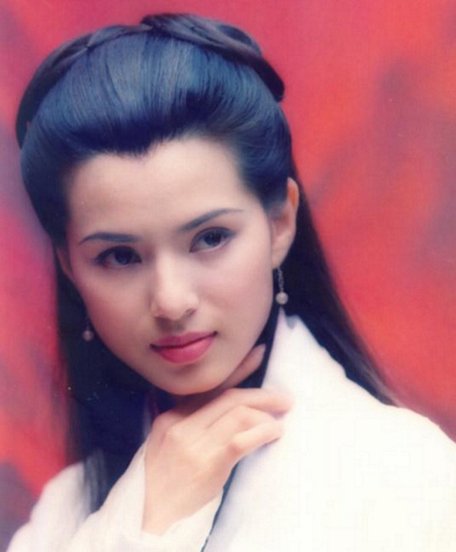 Nhân vật Tiểu Long Nữ (do diễn viên Lý Nhược Đồng đóng) trong phim chuyển thể từ truyện Thần Điêu đại hiệp của Kim Dung. Ảnh: Internet