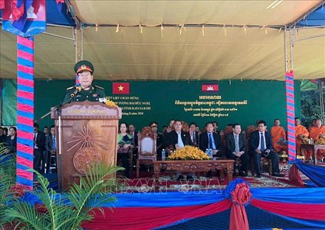 Trưởng Tùy viên quốc phòng Việt Nam tại Campuchia, Đại tá Nguyễn Anh Dũng phát biểu. Ảnh: TTXVN