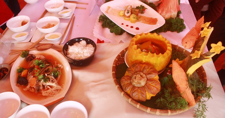  28 món ăn được chế biến với nguyên liệu chính là cá tra Việt Nam, phối hợp với nguyên liệu và gia vị, rau củ quả ĐBSCL cho ra các món ăn mang phong cách Việt Nam, Châu âu, Châu Á rất hấp dẫn và bắt mắt.