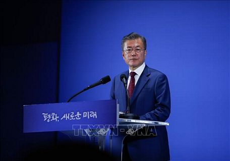 Tổng thống Hàn Quốc Moon Jae-in phát biểu tại cuộc họp báo ở Seoul. Ảnh: THX/TTXVN