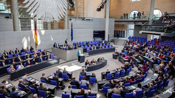 Các nghị sĩ Đức trong một phiên hop Quốc hội ở Berlin. Ảnh: EPA
