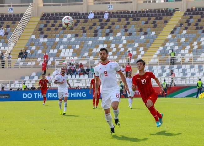 Iran chơi ép sân hơn và cho thấy nền tảng kỹ thuật tuyệt vời