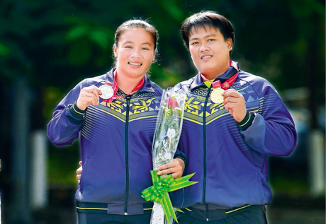 Tăng Văn Hải (Huy chương vàng) cùng Phạm Thị Thanh Trúc (Huy chương bạc) tại Đại hội Thể thao toàn quốc 2018- Hà Nội.