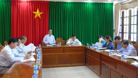 Ban Văn hóa- Xã hội HĐND tỉnh họp đóng góp ý kiến cho kế hoạch giám sát.