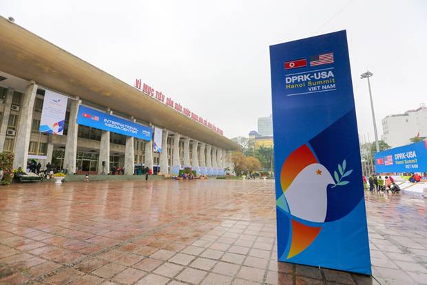  Trung tâm truyền thông Quốc tế phục vụ hội nghị thượng đỉnh Mỹ - Triều tại Hà Nội rộng 4.000m2 dự kiến sẽ đón hơn 3.000 nhà báo đến làm việc. (Ảnh: Minh Sơn/Vietnam+)