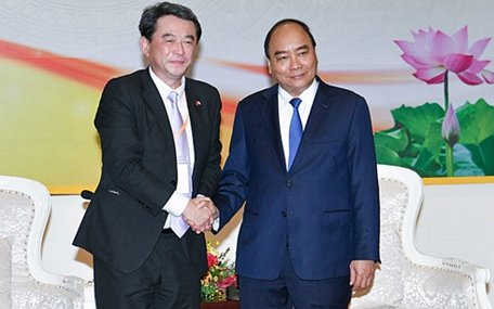 Thủ tướng Nguyễn Xuân Phúc tiếp Chủ tịch kiêm Tổng giám đốc Mitsubishi Corporation.