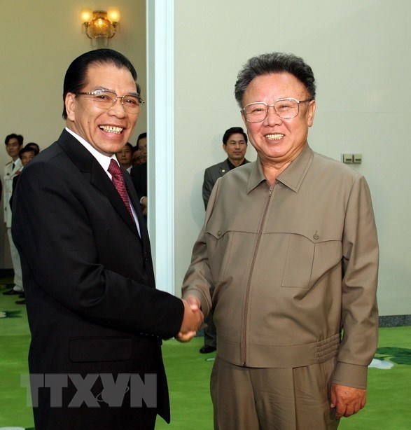  Ngày 17/10/2007, tại thủ đô Bình Nhưỡng, Tổng Bí thư Nông Đức Mạnh hội đàm với Tổng Bí thư Đảng Lao động Triều Tiên Kim Jong-il. (Ảnh: Đinh Xuân Tuân/TTXVN)