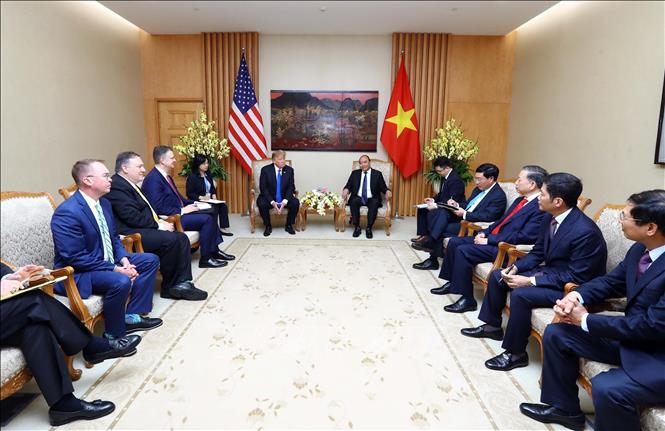 Thủ tướng Nguyễn Xuân Phúc hội kiến Tổng thống Mỹ Donald Trump. Ảnh: Thống Nhất/TTXVN
