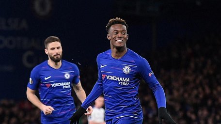  Chelsea giành ưu thế sau chiến thắng đậm. (Nguồn: Daily Mail)