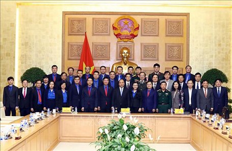 Thủ tướng Nguyễn Xuân Phúc với các đại biểu. Ảnh: Thống Nhất/TTXVN