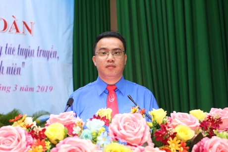 Anh Quách Thái Vạn Thuận- cán bộ Huyện Đoàn Long Hồ chia sẻ kinh nghiệm