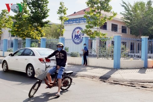 Tất cả các trường THPT trên địa bàn đã hoãn thi môn Văn sau khi Sở GDĐT Bình Thuận phát hiện đề bị lộ.