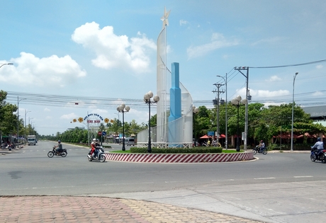 Các trục đường khu vực trung tâm đô thị Bình Minh ngày càng trở nên an toàn, xanh, sạch, đẹp.