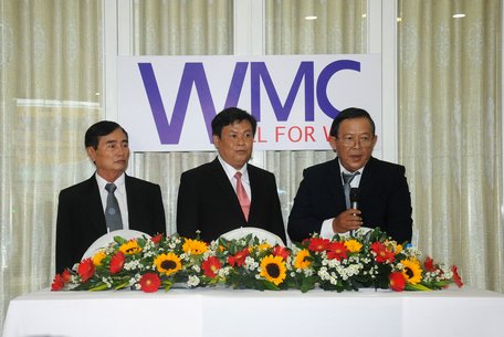 Các sáng lập viên của WMC ra mắt tại lễ khai trương.