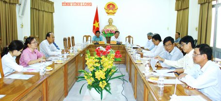  Lãnh đạo tỉnh Vĩnh Long tham dự hội nghị trực tuyến