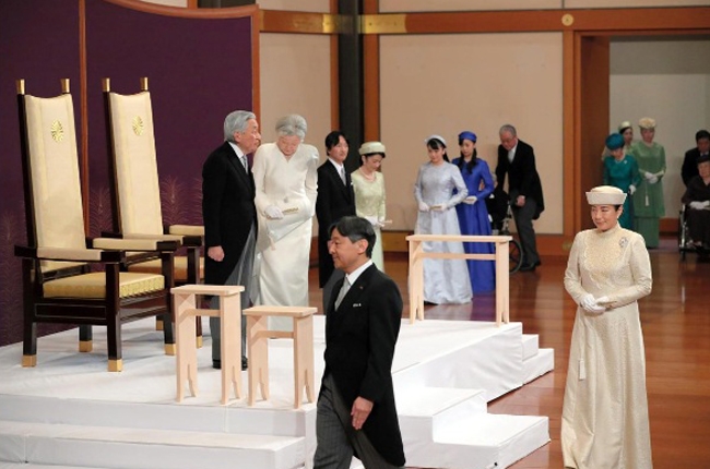 Các thành viên hoàng gia Nhật Bản dự lễ Taiirei Seiden no gi - thoái vị của Nhật hoàng Akihito tại Hoàng Cung ở Tokyo.