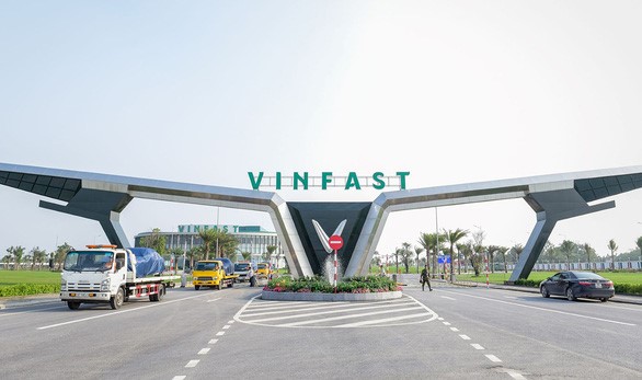 VinBus sẽ sử dụng 100% xe buýt điện do VinFast sản xuất. Trong ảnh: tại tổ hợp sản xuất của VinFast - Ảnh: B.CHI