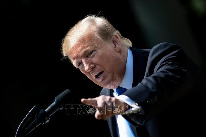 Trên trang mạng Twitter, Tổng thống Trump nêu rõ không cần thiết phải đẩy nhanh các cuộc đàm phán thương mại với Trung Quốc. Ảnh: AFP/TTXVN