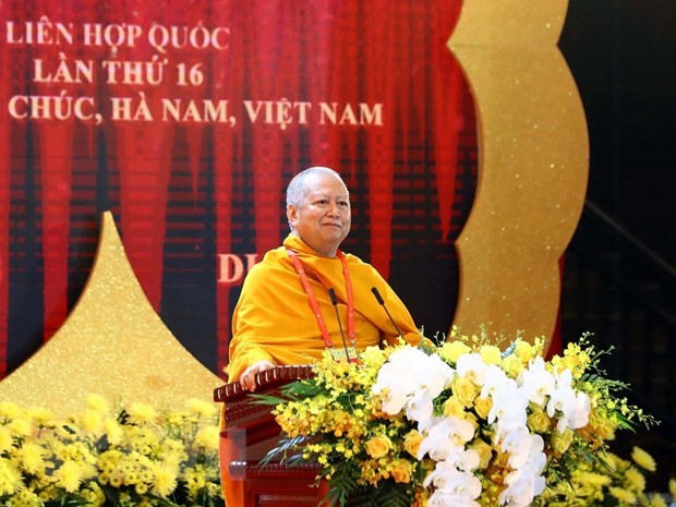 Hòa thượng, giáo sư, tiến sỹ Phra Brahmapundit, Chủ tịch sáng lập Ủy ban Tổ chức quốc tế Đại lễ Phật đản Liên hợp quốc phát biểu. (Ảnh: Thống Nhất/TTXVN)