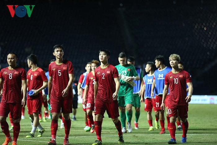 Dẫu vậy, các cầu thủ của ĐT Việt Nam đã có trận đấu đầy quả cảm khi chỉ bị khuất phục trước đội bóng xếp hạng 82 của FIFA- ĐT Curacao trên chấm luân lưu.