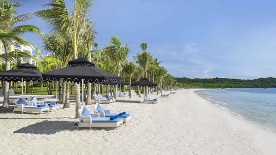 Những resort 5-6 sao đẳng cấp đang hút khách hạng sang đến Nam đảo Ngọc