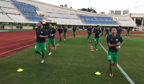 Các cầu thủ Macau tập luyện trước trận lượt đi với Sri Lanka - Ảnh: FA MACAU