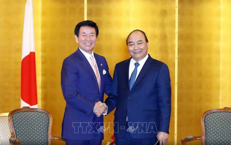 Cũng trong chiều 1/7, tại Tokyo, Thủ tướng Nguyễn Xuân Phúc tiếp ông Morita Kensaku, Thống đốc tỉnh Chiba, Nhật Bản.