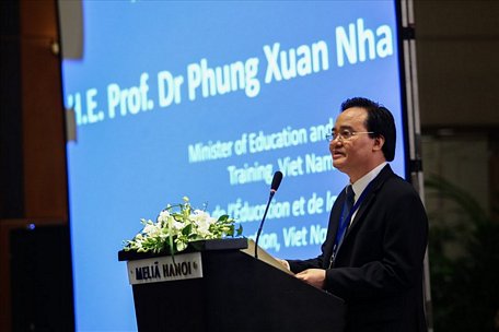 Bộ trưởng Phùng Xuân Nhạ phát biểu khai mạc Diễn đàn.
