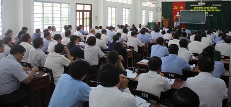 Năm 2019, Tỉnh ủy Vĩnh Long đã phối hợp với Học viện chính trị khu vực II tổ chức 2 lớp bồi dưỡng, cập nhật kiến thức.