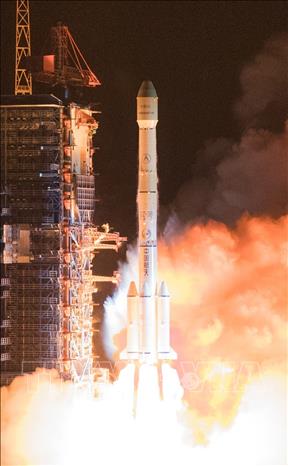 Trung Quốc lần đầu tiên phóng thành công tên lửa đẩy thương mại Smart Dragon-1