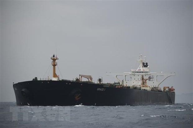 Tàu chở dầu Grace 1 của Iran ở vùng biển ngoài khơi Gibraltar. (Ảnh: AFP/TTXVN)
