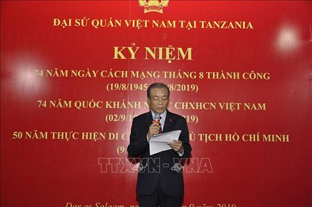Đại sứ Việt Nam tại Tanzania Đặng Kim Doanh phát biểu tại buổi lễ. Ảnh: TTXVN phát