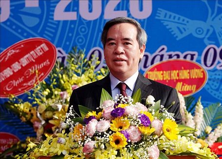  Trưởng Ban Kinh tế Trung ương Nguyễn Văn Bình phát biểu tại Lễ khai giảng. Ảnh: Trung Kiên/TTXVN