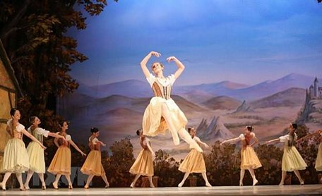 Giselle là vở vũ kịch điển hình của thể loại ballet lãng mạn.  (Ảnh: Thành Đạt/TTXVN)