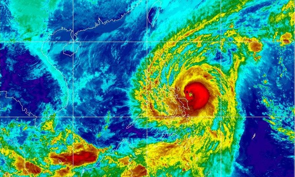 Siêu bão Kammuri đang áp sát Philippines - Ảnh: Thời tiết Việt Nam