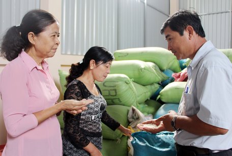 Nhiều hợp tác xã, doanh nghiệp chuyển sang làm gạo hữu cơ, gạo sạch để đáp ứng nhu cầu thị trường.