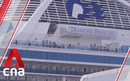 Tàu Diamond Princess ở Nhật Bản. Ảnh: CNA.