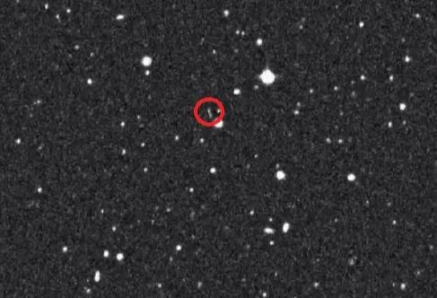 Tiểu hành tinh có đường kính khoảng 1,9-3,5 mét. (Nguồn: news.com.au)