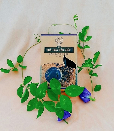 Trà đậu biếc- một trong những sản phẩm trà hoa của “Trà hoa Sa Đéc Kim Thảo Mộc” do Trinh sản xuất.