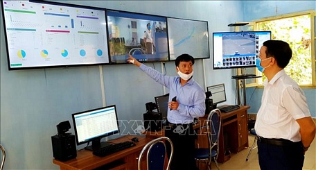 Trung tâm Giám sát, điều hành mạng lưới CDC toàn tỉnh Thừa Thiên - Huế. Ảnh: TTXVN phát