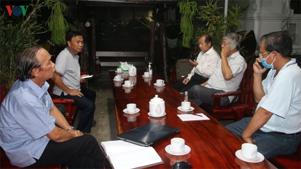 Ban chỉ đạo phòng, chống dịch Covid-19 tỉnh Đồng Tháp tổ chức cuộc họp khẩn.