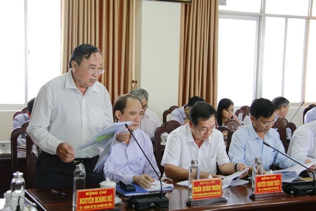 Ban Thường vụ Tỉnh ủy lấy ý kiến đóng góp dự thảo báo cáo chính trị tỉnh (lần 2) trong BCH Đảng bộ tỉnh.