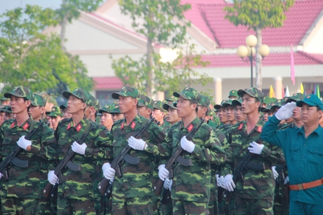 Lực lượng vũ trang tỉnh Vĩnh Long thi đua, rèn luyện nâng cao thành tích, luôn nhận và hoàn thành tốt nhiệm vụ được giao. Ảnh: Tư liệu