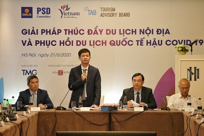 Thứ trưởng Bộ VHTT&DL Lê Quang Tùng khẳng định đây là cơ hội để khắc phục dịch COVID-19 đồng thời là cơ hội để du lịch phát triển. Ảnh: VGP/Nhật Nam