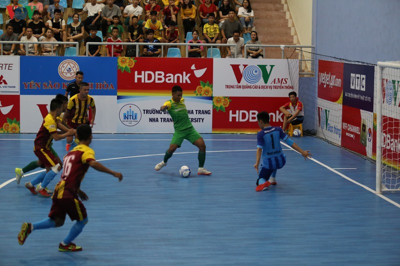 Vietfootball thua lấm lưng trắng bụng trong ngày mở màn VCK giải Futsal HDBank VĐQG 2020