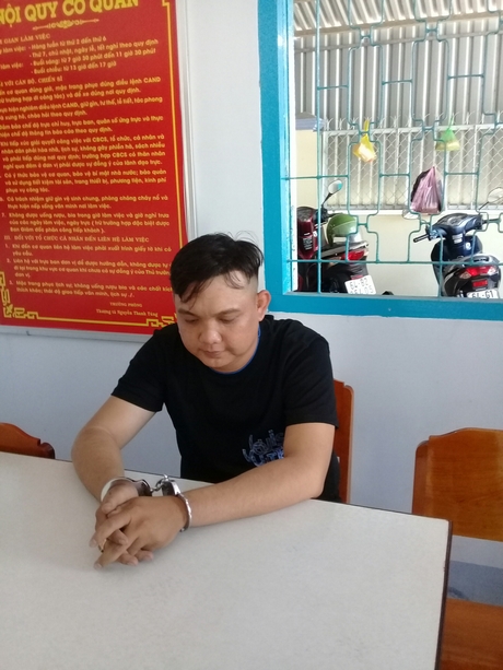 Nguyễn Tuấn Thanh thời điểm bị bắt quả tang hành vi vận chuyển trái phép chất ma túy. Ảnh: Tư liệu