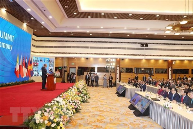 Thủ tướng Nguyễn Xuân Phúc, Chủ tịch ASEAN 2020 phát biểu khai mạc Hội nghị Cấp cao ASEAN lần thứ 36. (Ảnh: Trọng Đức/TTXVN)