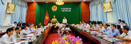 Điểm cầu Vĩnh Long, đồng chí Trần Văn Rón- Ủy viên BCH Trung ương đảng- Bí thư Tỉnh ủy tham dự.
