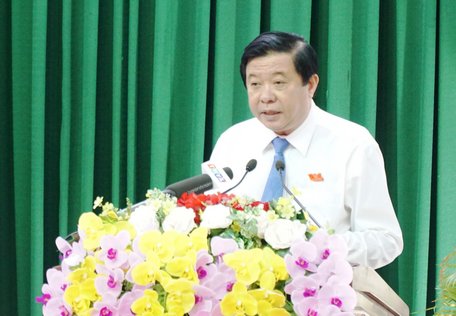 Chủ tịch HĐND tỉnh- Bùi Văn Nghiêm phát biểu khai mạc kỳ họp